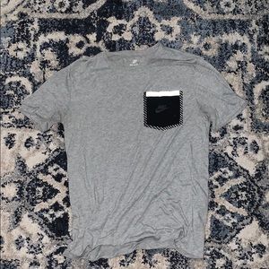 Nike light reflective causal shirt